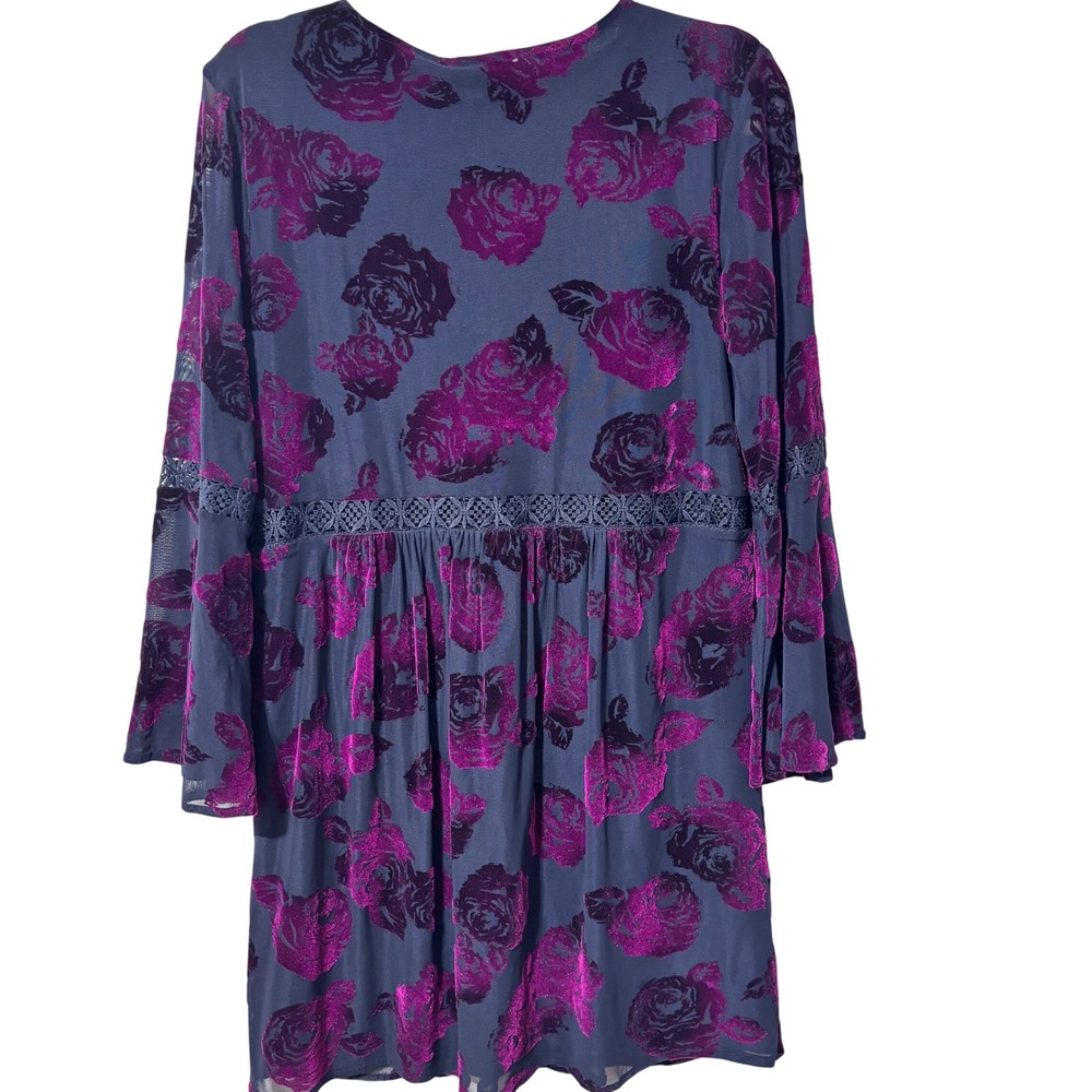 Entro Floral Velvet Burnout Dress Navy Magenta Boho‎ Bell Sleeve Mini Small NEW - Picture 3 of 11